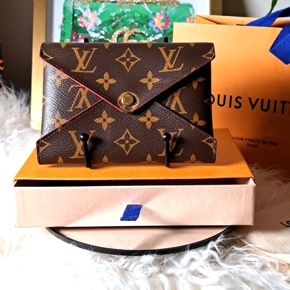 Louis Vuitton Karigami Pouchette with COA